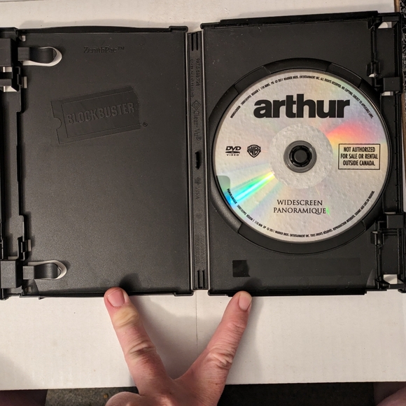 3/$14 Arthur DVD - Picture 3 of 4